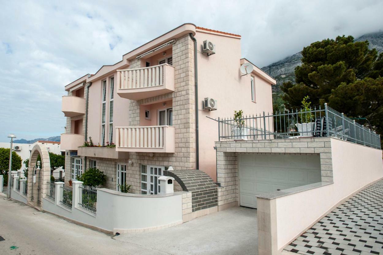 House Bacak - Apartment & Wellness-Studio Baska Voda Exterior photo
